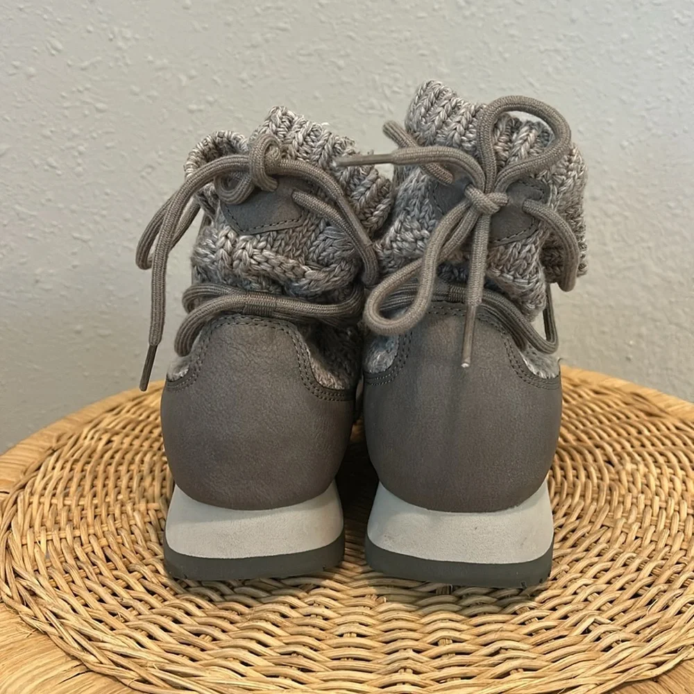 Merrell Alpine Pull On Boots‎ Grey